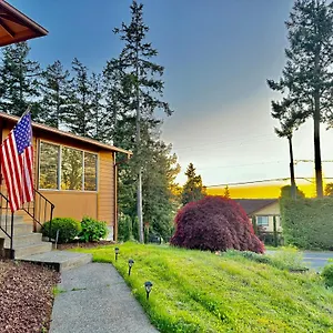 Besa Homestay Near Beach And Seatac Airport - Shared Bathroom With Max 2 Guests Des Moines